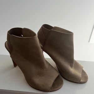 Stuart Weitzman boots